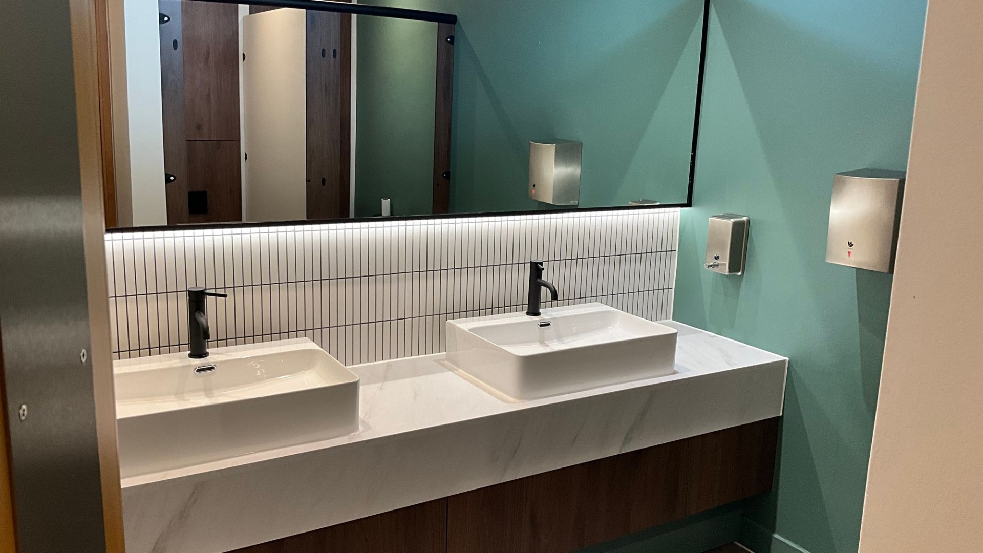 Andrews House, Guildford